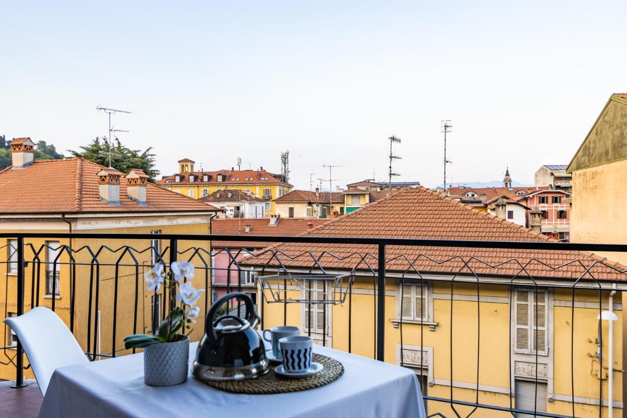 Blue Wave Apartment Arona - Lago Maggiore Exterior photo